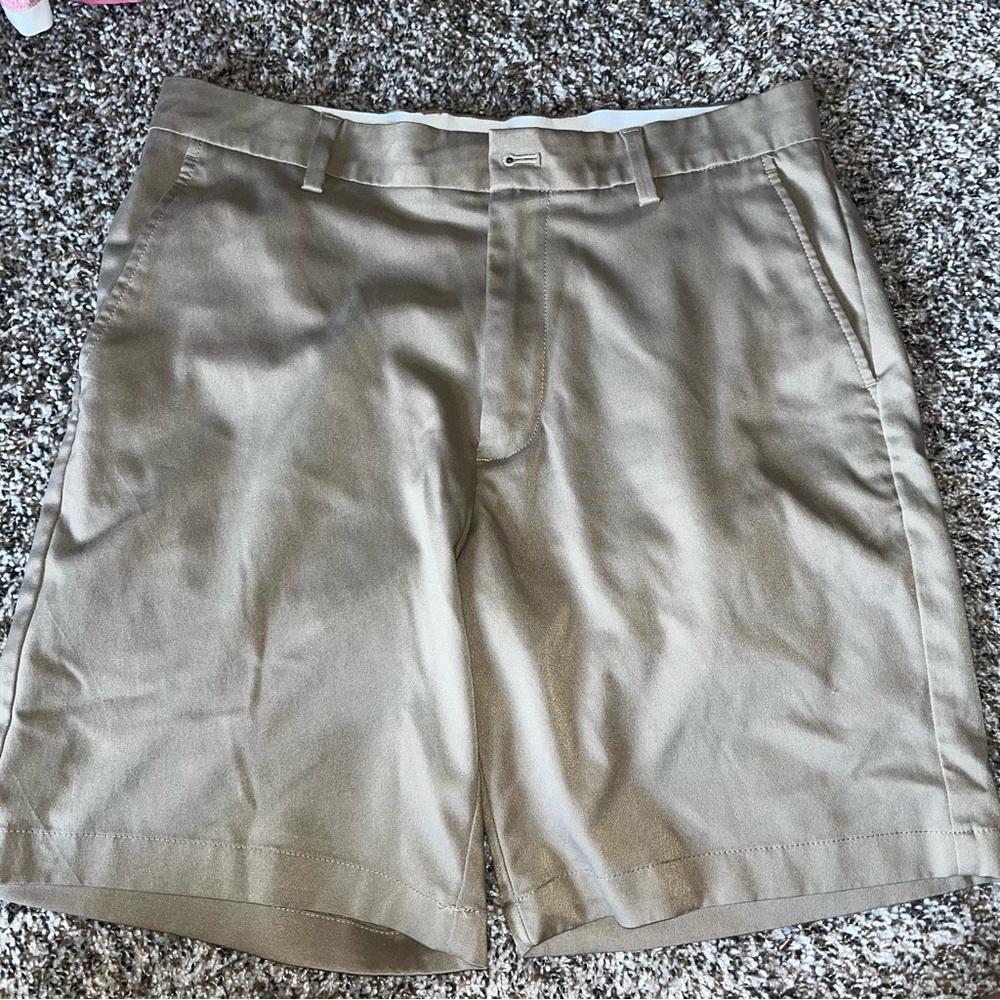 Amazon Essentials Men’s Shorts